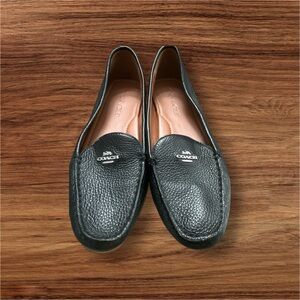 Coach Women’s Driving Leather Black Loafers size 7